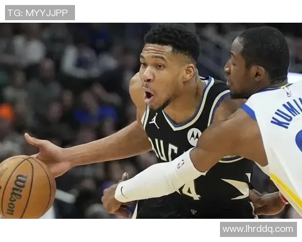 勇士3人20+爆冷输无字母哥雄鹿 库里27+6罗林斯32+8引8人上双