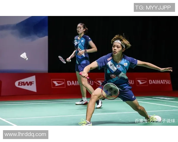 北京羽毛球队在大师赛中的团队协作表现分析与启示